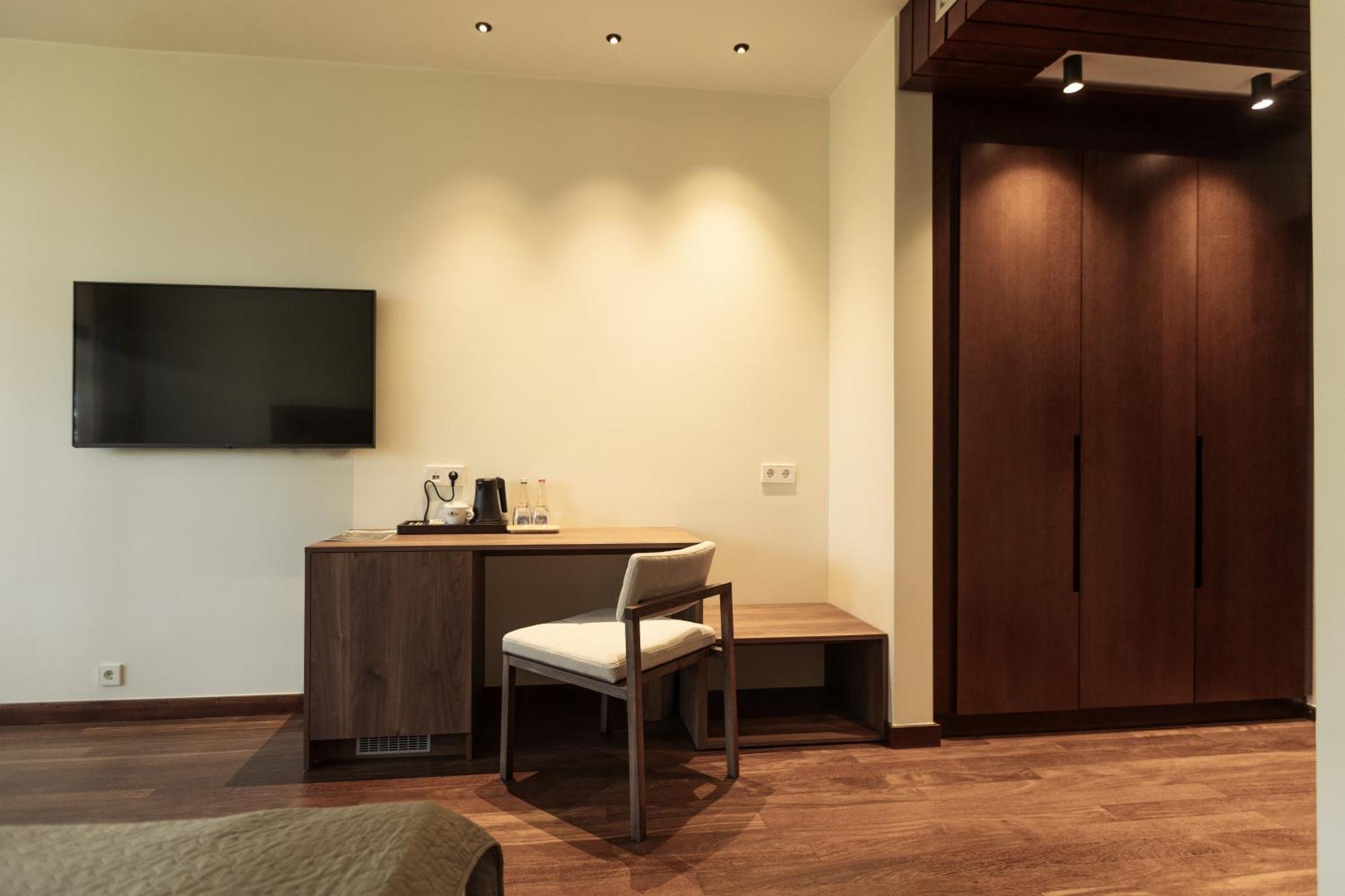 Belvilis Hotel Molėtai Buitenkant foto