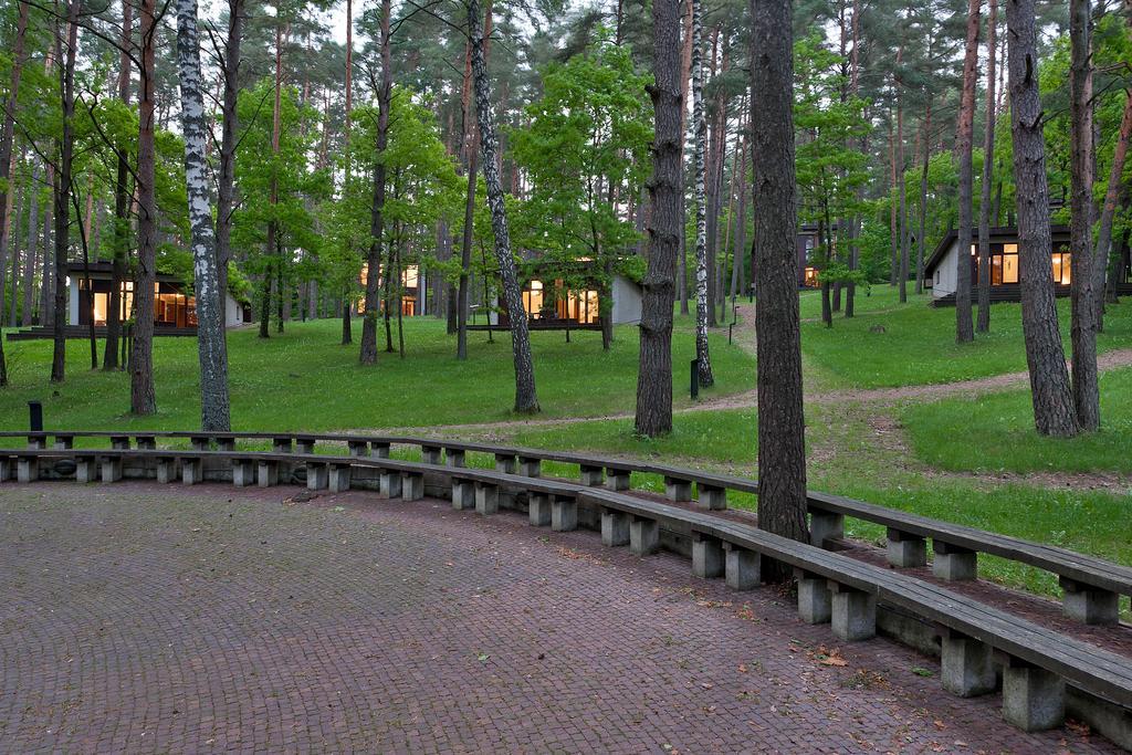 Belvilis Hotel Molėtai Buitenkant foto